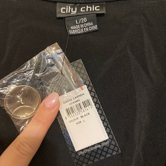 City Chic Carmen Dress - Picture 4 of 7